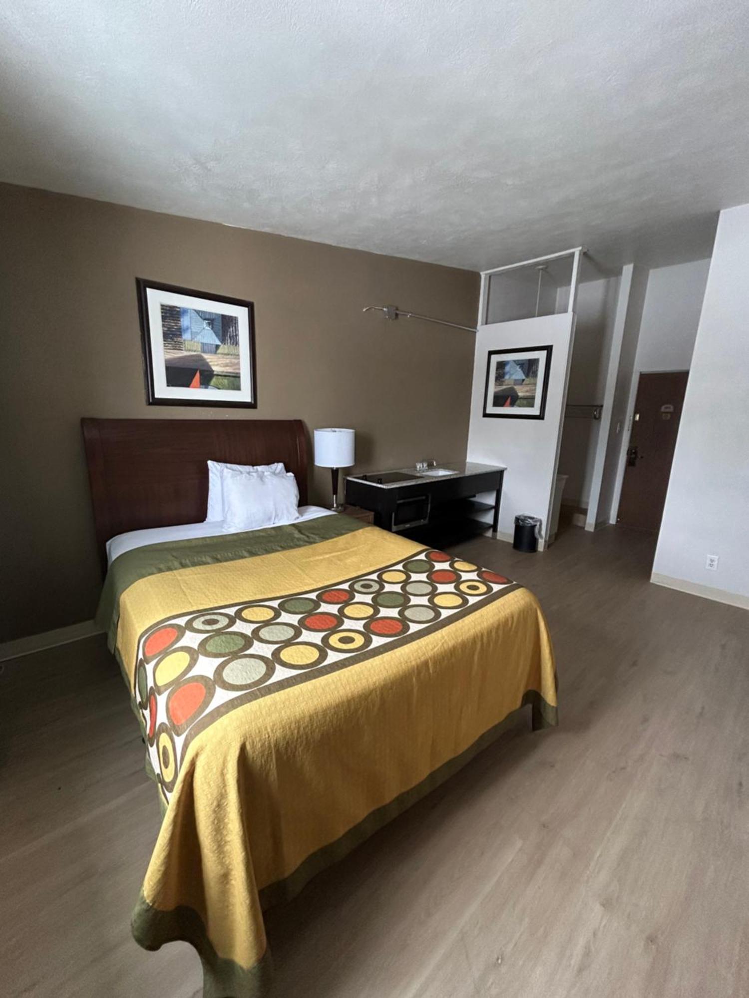 סטרלינג Studio Apartments מראה חיצוני תמונה